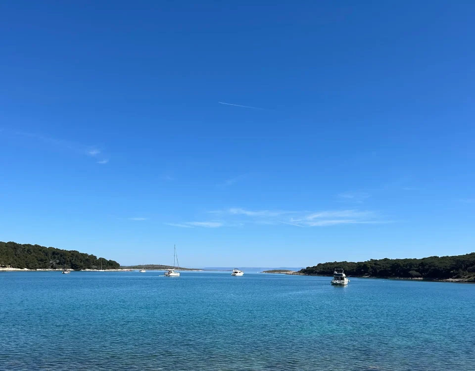 Rent a boat Pula Croatia